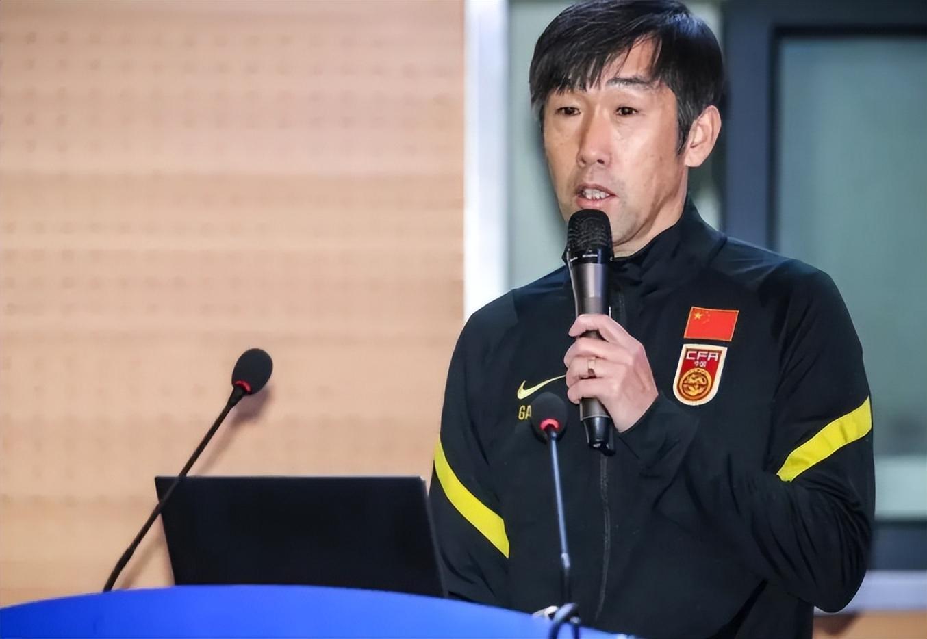 阿玛杜明明跟申花还有合同，为何还被视为离队热门，原因找到了