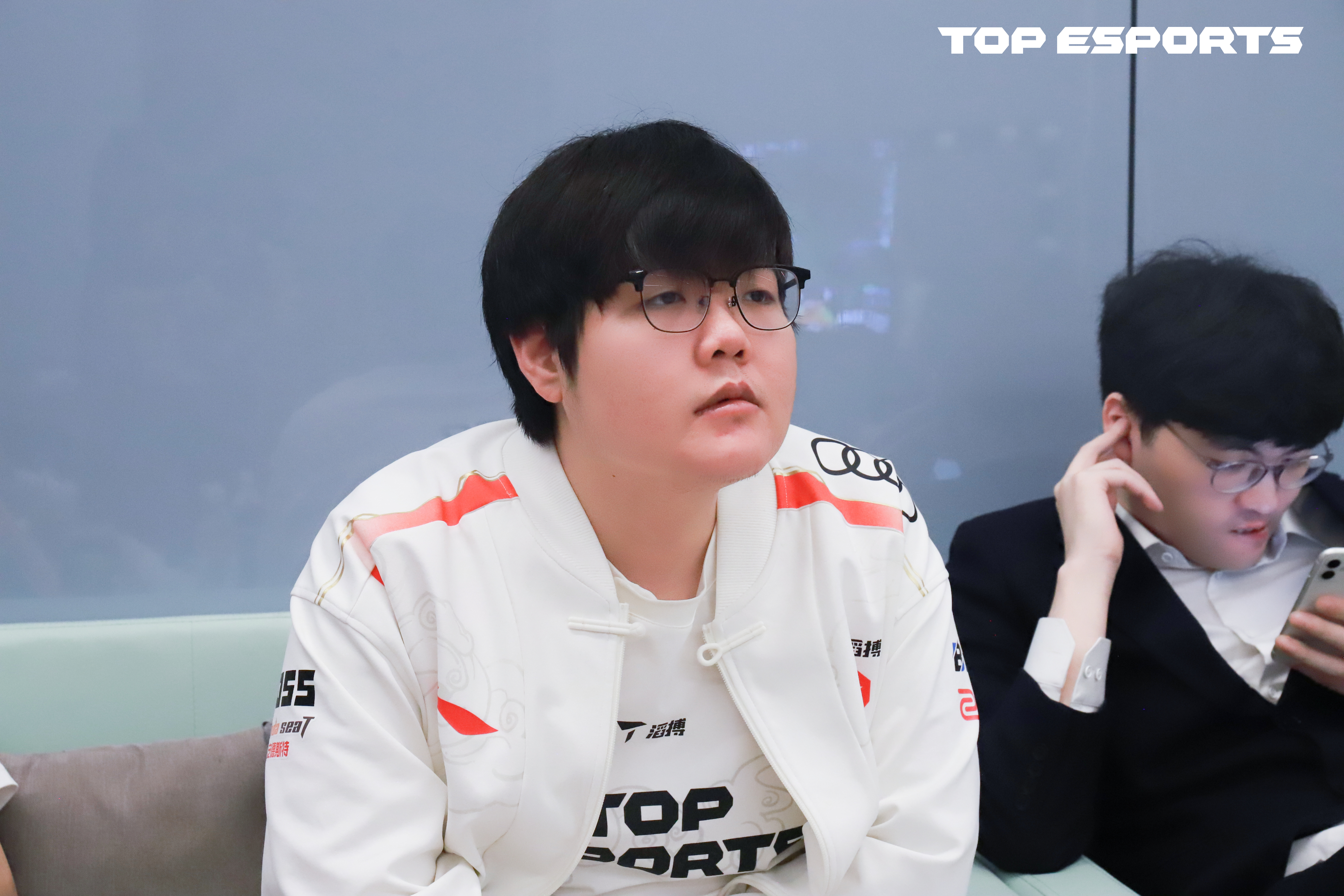 66的9！369重拳出击狼母游龙格温压制两局单杀