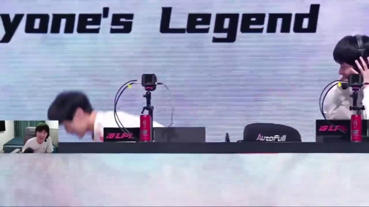 Cryin：第五把有点巨大打野差距，感觉北川蜜月期过了