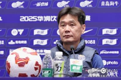 李霄鹏：在主场我们要从比赛开始到比