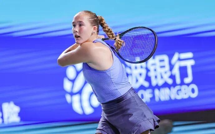 惊天冷门！宁波站次轮：朱琳2比1逆转头号种子安德烈耶娃生涯首进500赛8强