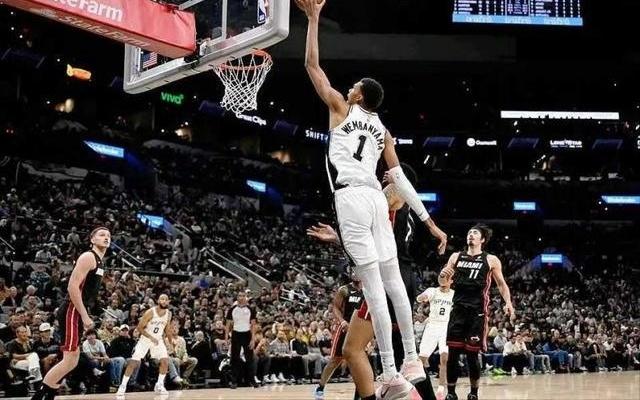 NBAl马刺开局5连胜创队史纪录文班亚马令人惊叹