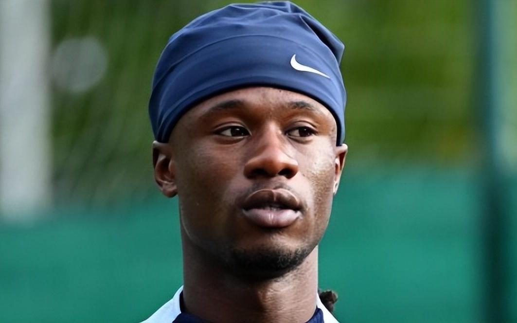 8轮0首发22岁天才中场遭阿隆索冷落沦为皇马鸡肋3个新东家浮现