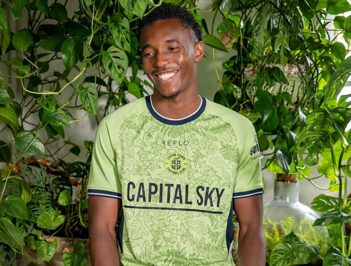 盧頓對(duì)綠森林流浪的足總杯比賽每產(chǎn)生一球，合作環(huán)保企業(yè)就會(huì)種1000棵樹