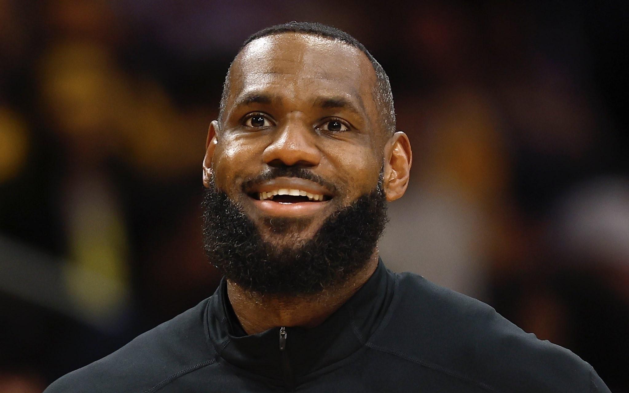 詹姆斯：能打圣诞大战是荣幸，虽然我想陪家人但也要全力以赴