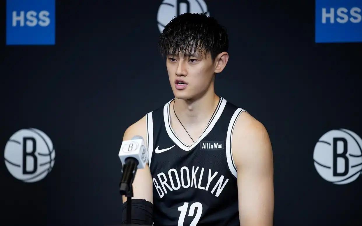 一场NBA中国赛,击碎了球迷们关于曾凡博的所有幻想