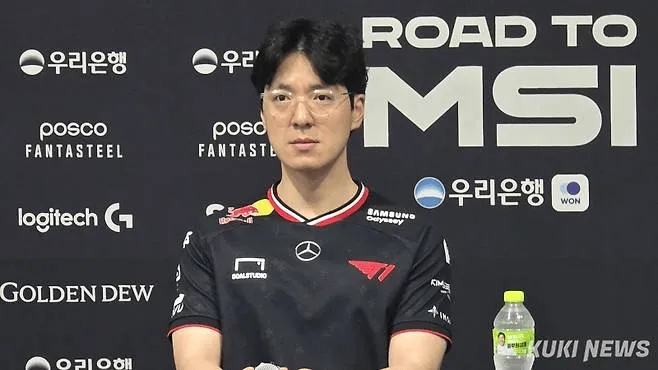 kkOma：预计3比2获胜，希望Doran没有负担地去打比赛