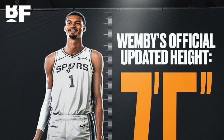 真长个了!NBA和马刺官方都将文班亚马身高更新为2米26