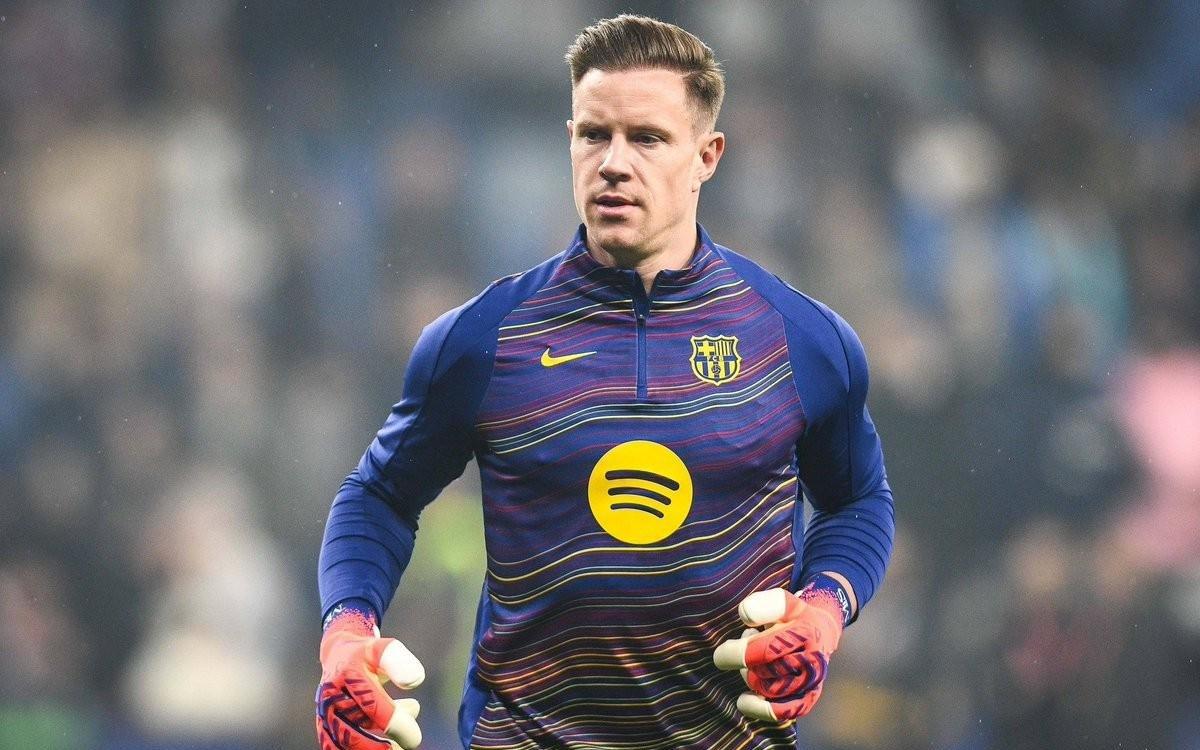 德天空：特尔施特根因伤提前离开巴萨设在沙特的训练营