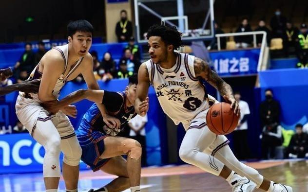 四川男篮以79比81惜败北京北控男篮