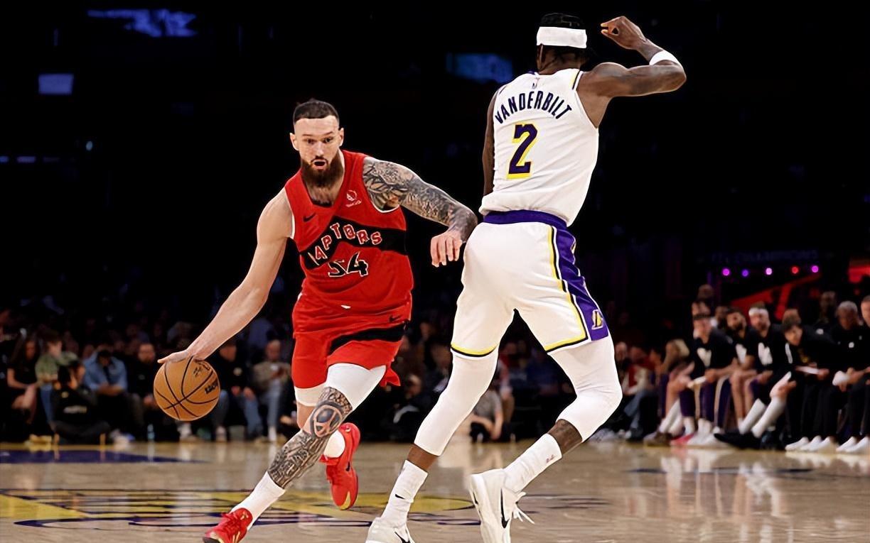 惨败湖人中为数不多的亮点，猛龙内线大将的得分能力确实相当不错