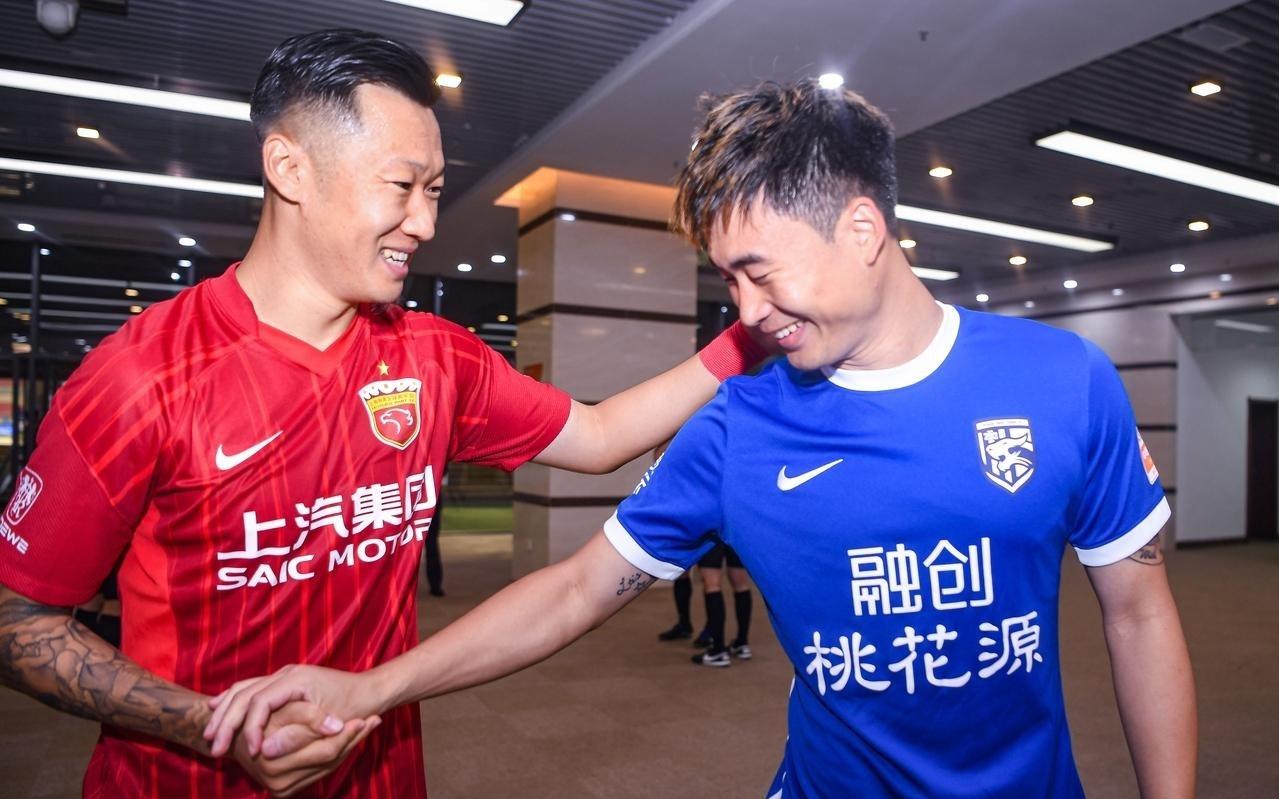 中超新豪门诞生！云南官宣10人+巴萨系主帅，徐新+费尔南多领衔