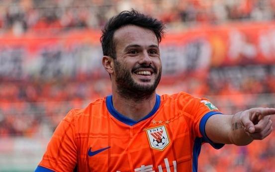 给你机会你不中用海港、蓉城和申花“三车连环追尾”,亚冠病毒太废人!