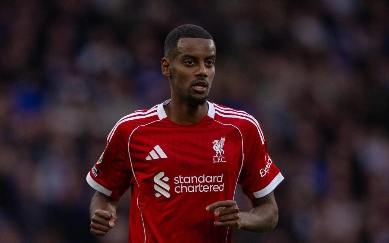 卡拉格:斯洛特必须要想办法,让伊萨克和埃基蒂克同时出场