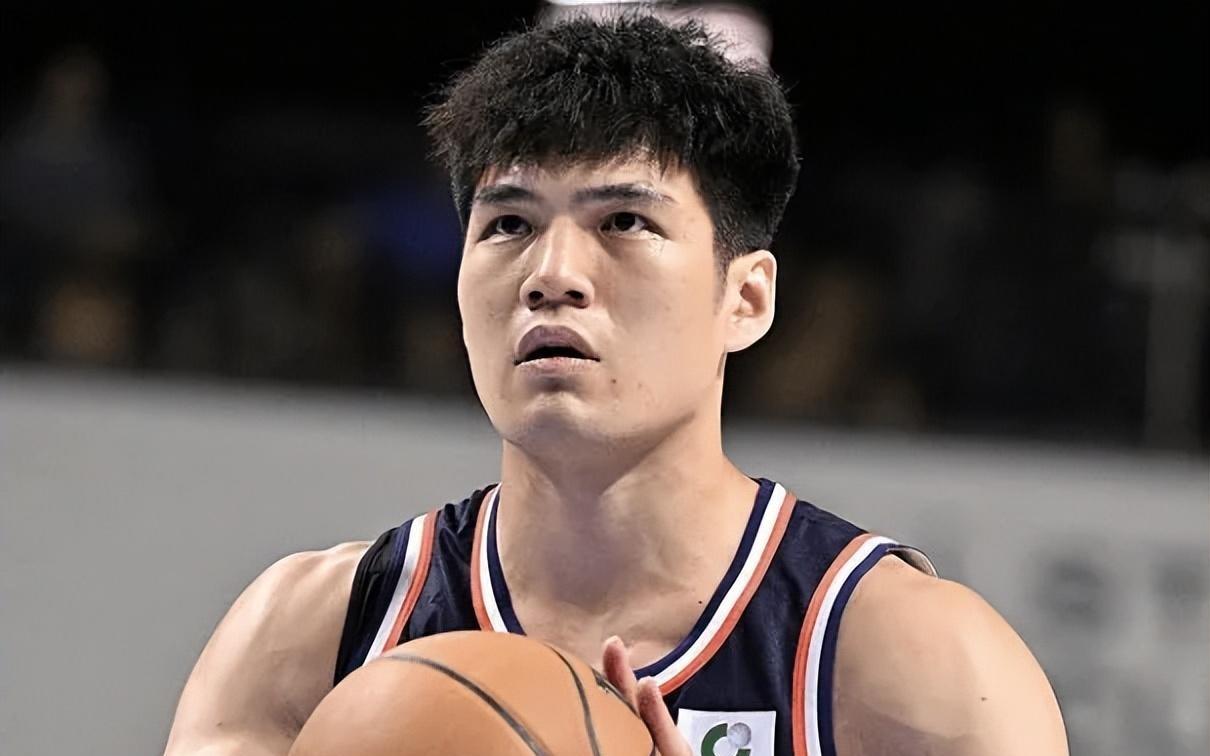 北控后悔不NBA季前赛陈国豪连续两场上双，下赛季或迎蜕变！