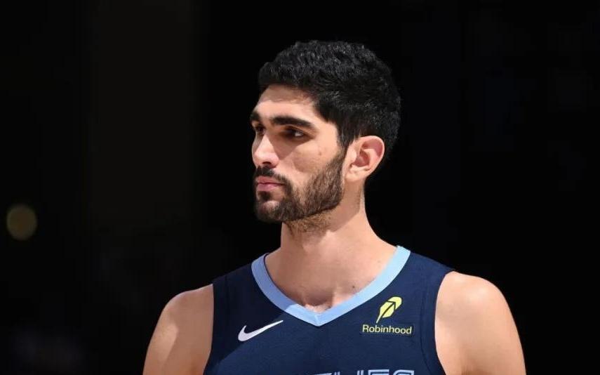 灰熊靠新人补战力,中国篮球应少依赖外援,多培养本土新秀