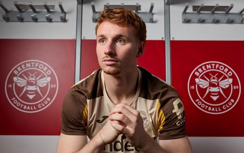 范登贝尔赫:斯洛特曾和我沟通,他想让我留利物浦当替补