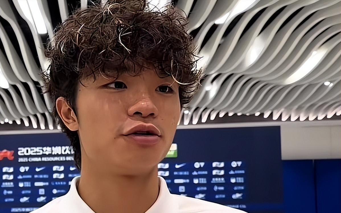 伊万不敢用邵佳一却一上任就启用他中超拦截王早该进国足了