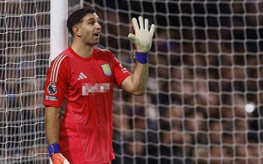 阿根廷国门上演神级扑救,助维拉客场击败切尔西