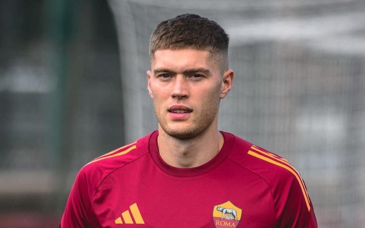 意媒：罗马将前锋多夫比克推荐给了尤文、埃弗顿、西汉姆联