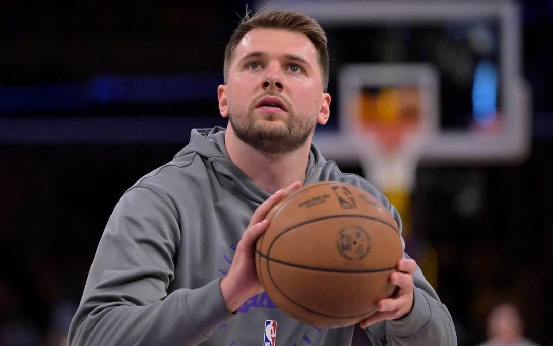 卢卡东契奇欧锦赛37分、11个篮板和9次助攻，球迷为之疯狂