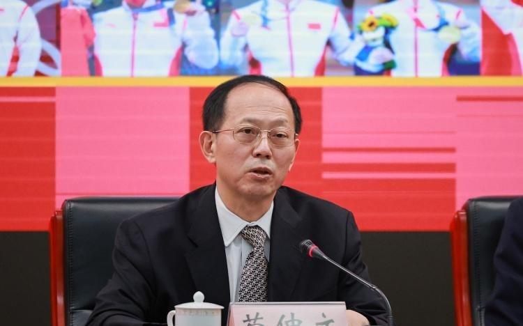 体坛反腐最大鱼，原总局一把贪2亿判死缓，曾提议U23进球算1.5个