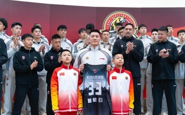 吉林东北虎男篮全力备战新赛季外援盖利加盟