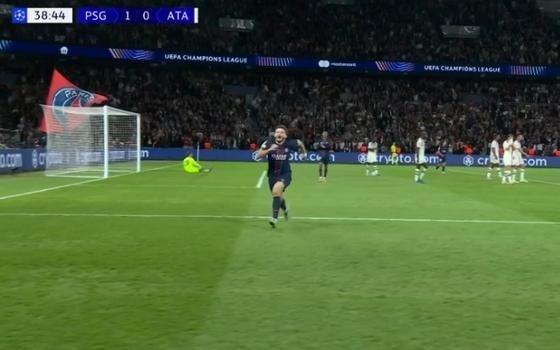 一脚重炮!克瓦拉茨赫利亚禁区线附近抽射破门,巴黎20领先!