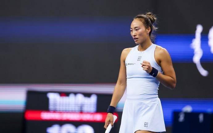 WTA最新排名：萨巴伦卡稳居榜首，郑钦文排名第24