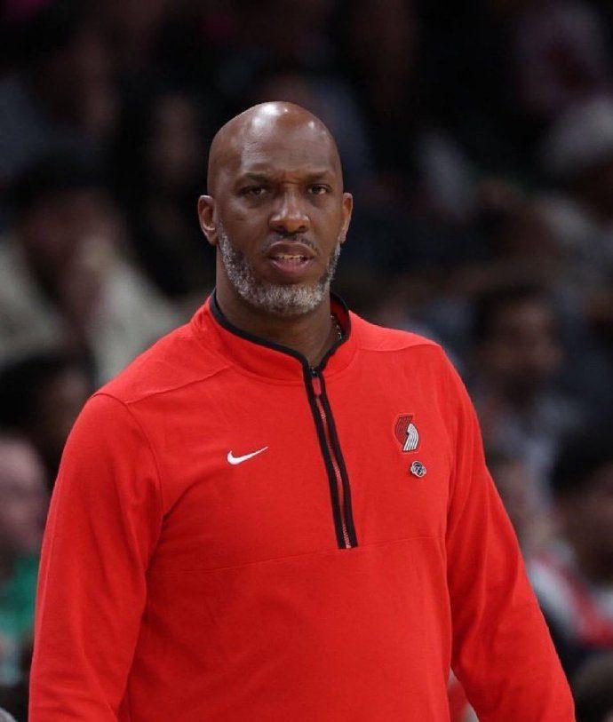 坏消息开拓者主帅比卢普斯涉嫌赌球