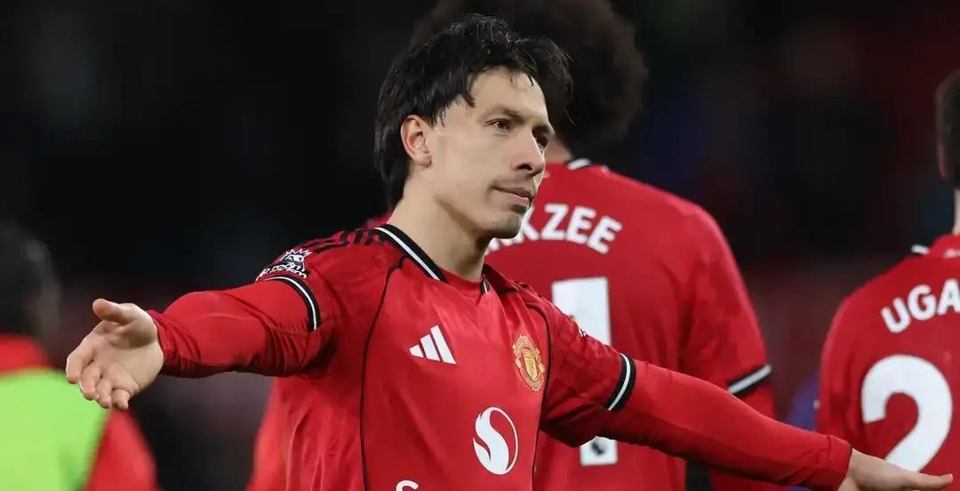 曼联10纽卡斯尔球员评分：阿莫里姆变阵四后卫收效显著