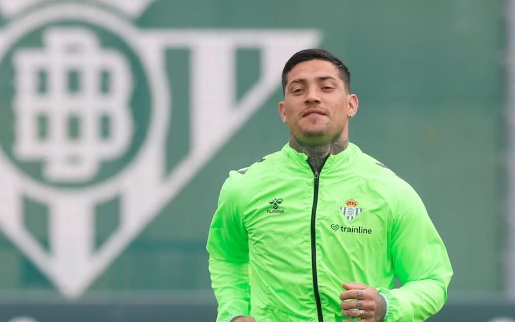 阿斯：西甲冬窗预计引援37人，皇马、黄