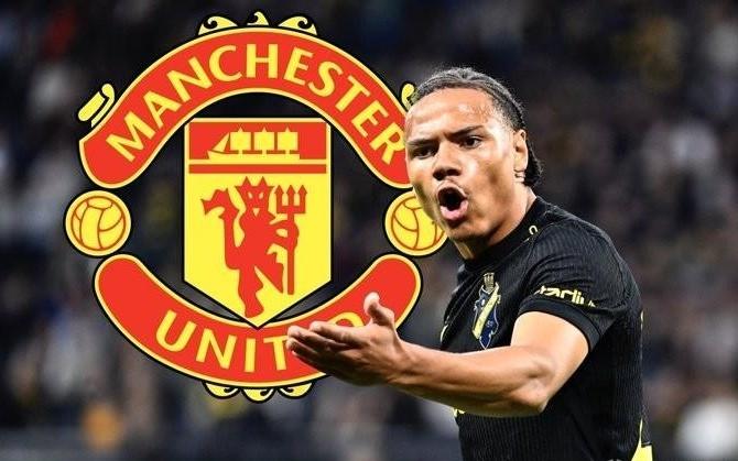 曼晚:曼联并未追求16岁前锋菲林,这些传闻更多是经纪人抬价