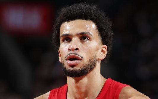 卡马拉25分杜兰特30+12开拓者主场险胜火箭