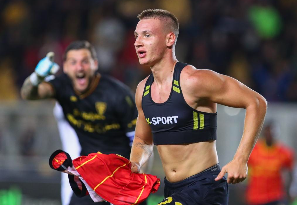 意甲最新积分战报:前3积分相同,卫冕冠军倒下,莱切补时绝平