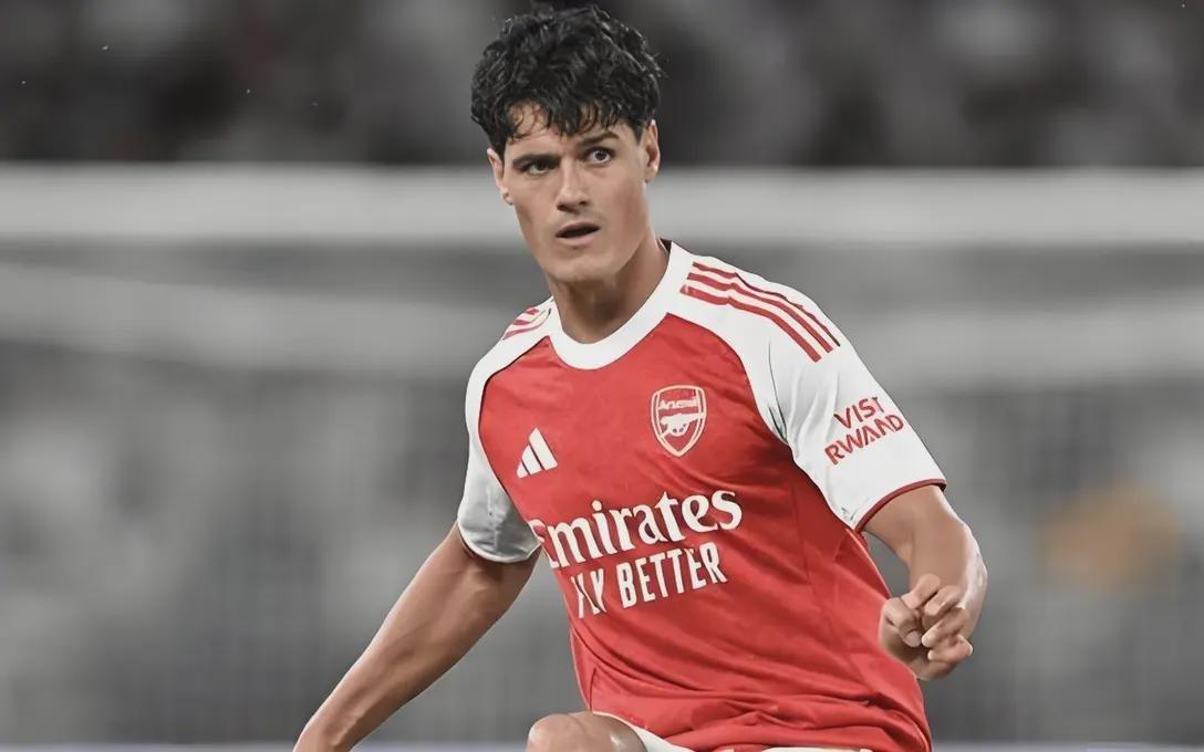 阿森纳病了吗被名宿批是最差冠军！是真掉链子还是“伪危机”