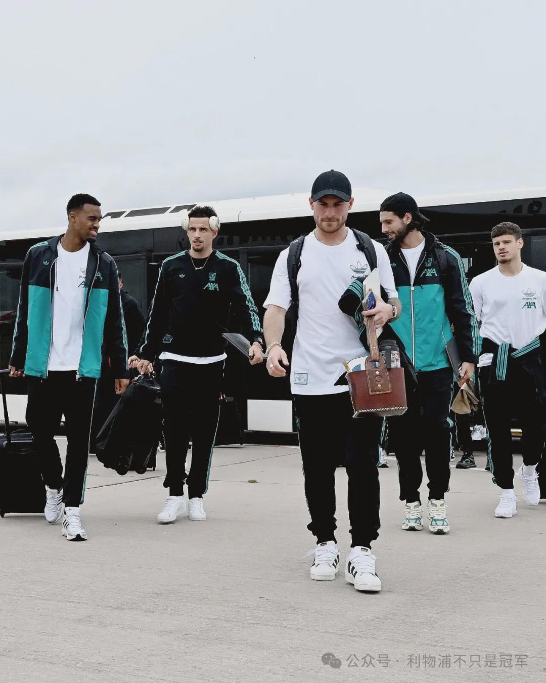 利物浦21人出征土耳其!斯洛特:准备定位球时间已赶上战术会议