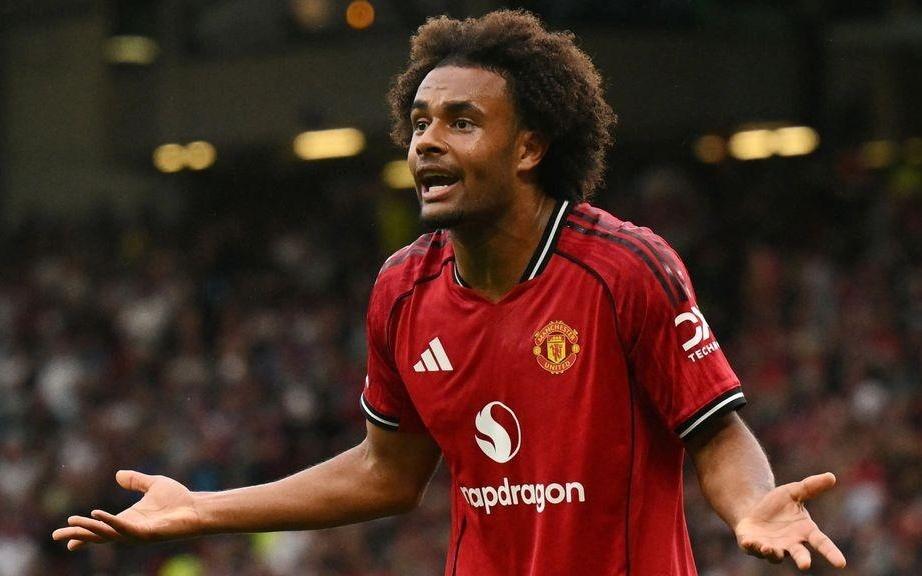 记者:齐尔克泽很可能在一月离队,他希望代表荷兰踢世界杯