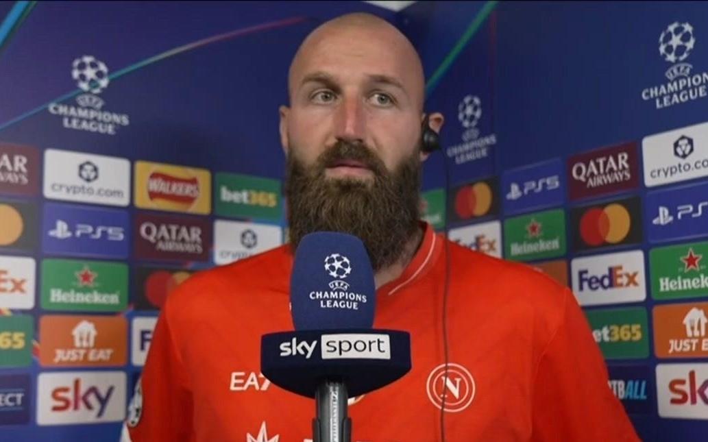 小米林:70分钟10人应战并付出牺牲,这本身就是很强烈的信号