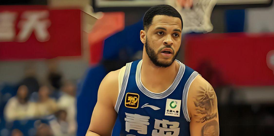 威瑟斯庞大赞广东队1人:他很有能力,还在不断进步