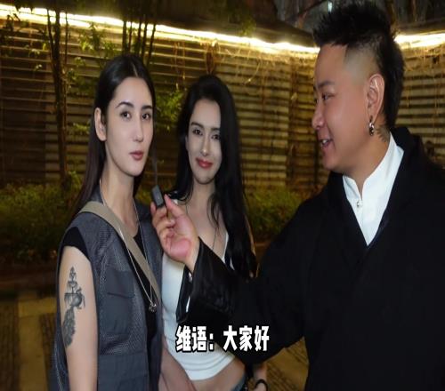 新疆队艾孜买提前女友，johan简直迪丽热巴既视感啊！太幸福了吧