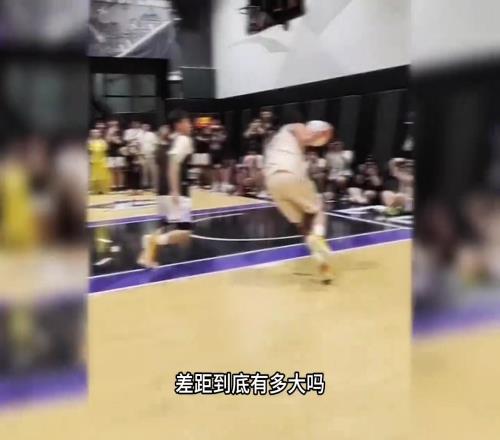 NBA与CBA运球差距有多大翟晓川运球被中学生抢断，NBA饮水机运球低倍速看不清