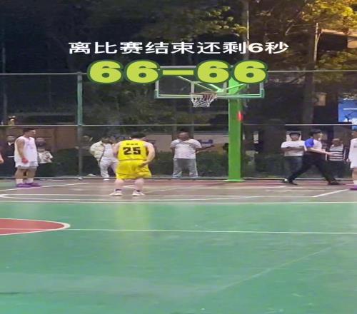 打球最忌讳提前开香槟！黄队25号罚球准绝杀后嚣张庆祝后遭绝杀