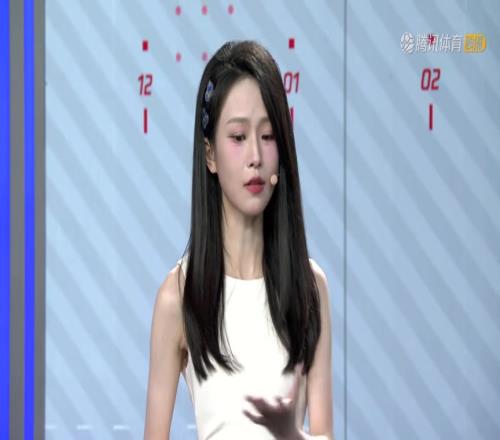 勇士铁粉动容！女主播辰辰赛后观看勇士淘汰MV，忍不住在演播室哭了！