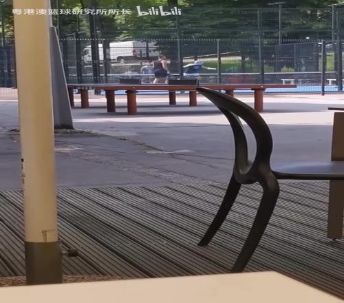 经典项目！东契奇休赛期在家乡斯洛文尼亚打板式网球！
