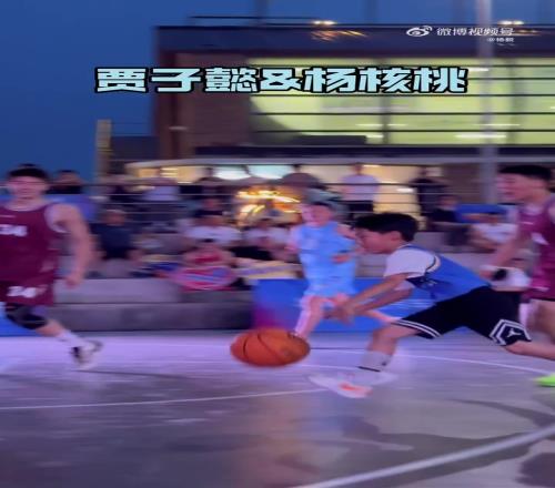 周琦to杨毅儿子和贾磊女儿：北京明年夺冠，就指着你们俩了
