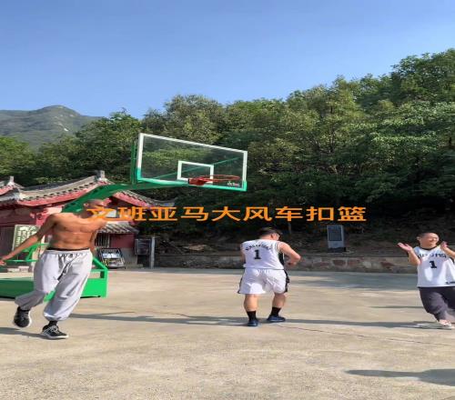 这个洋和尚篮球打得不错啊