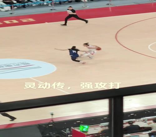 中国女篮这波配合太顶了！