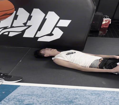 这个视频我不信你们看了不会笑