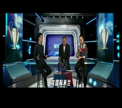 詹俊：世界上没有人单刀能力比罗纳尔多强，尤其他的钟摆式过人！
